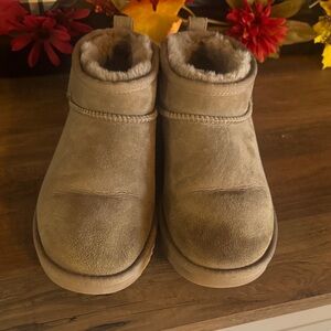 UGG Classic Ultra Mini boot